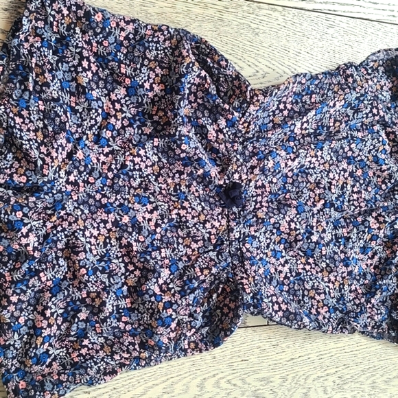 3 clothes for girl 🌺👗👚🧥 - Picture 5 of 5